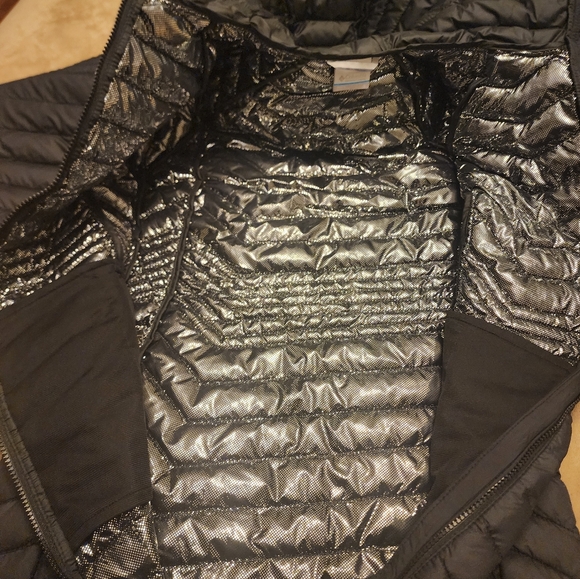 Columbia Brand OMNI HEAT Coat - Picture 6 of 7